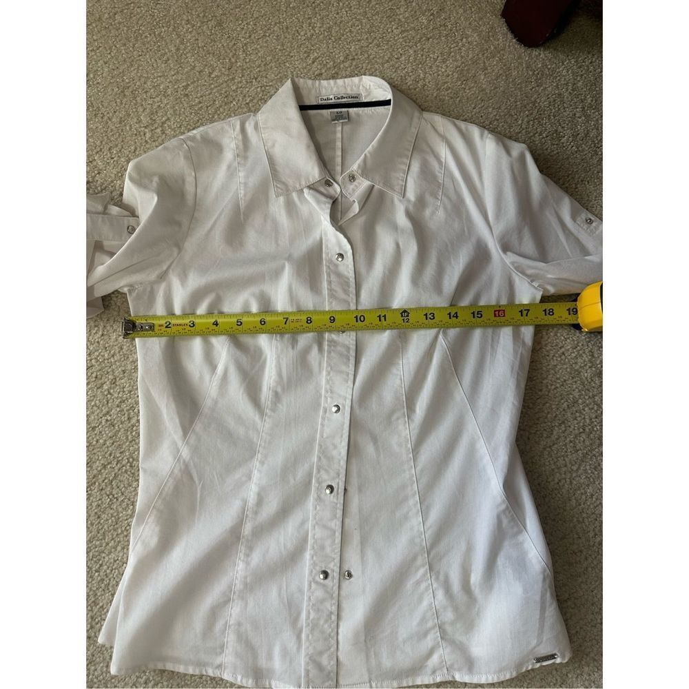 Dalia Collection functional white blouse - Picture 11 of 11